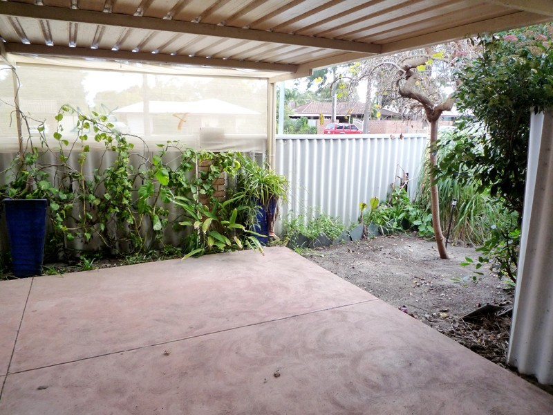 4/23 Quarram Way, Gosnells WA 6110