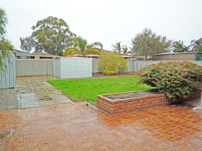 88 Brown Crescent, Seville Grove WA 6112