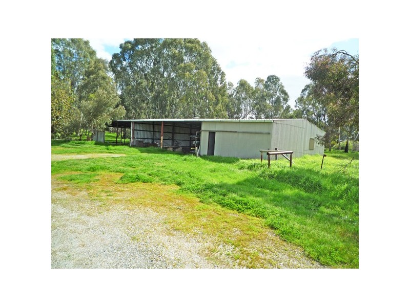 15 Edward St, Kenwick WA 6107