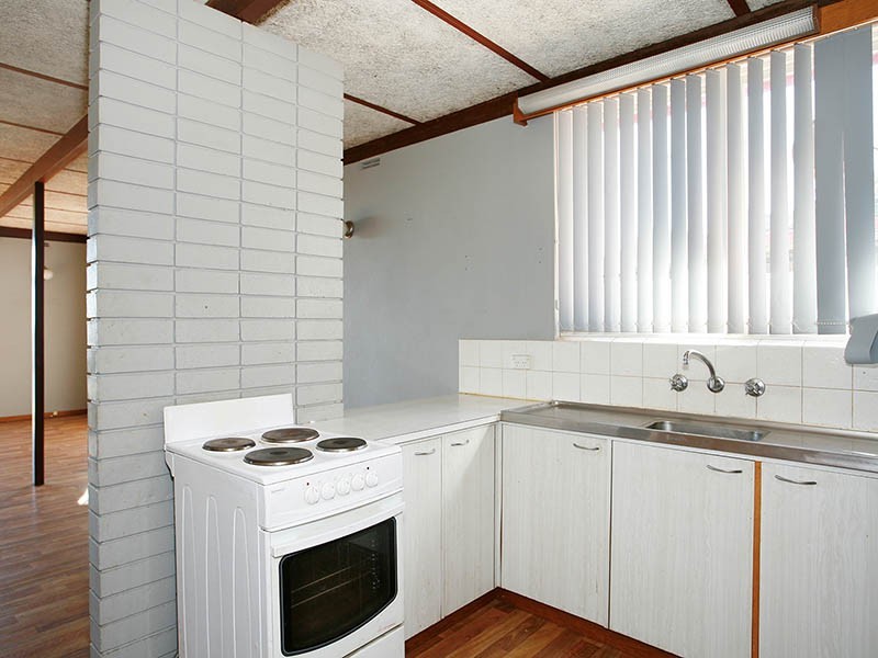 2/146 South Western Hwy, Mount Richon WA 6112