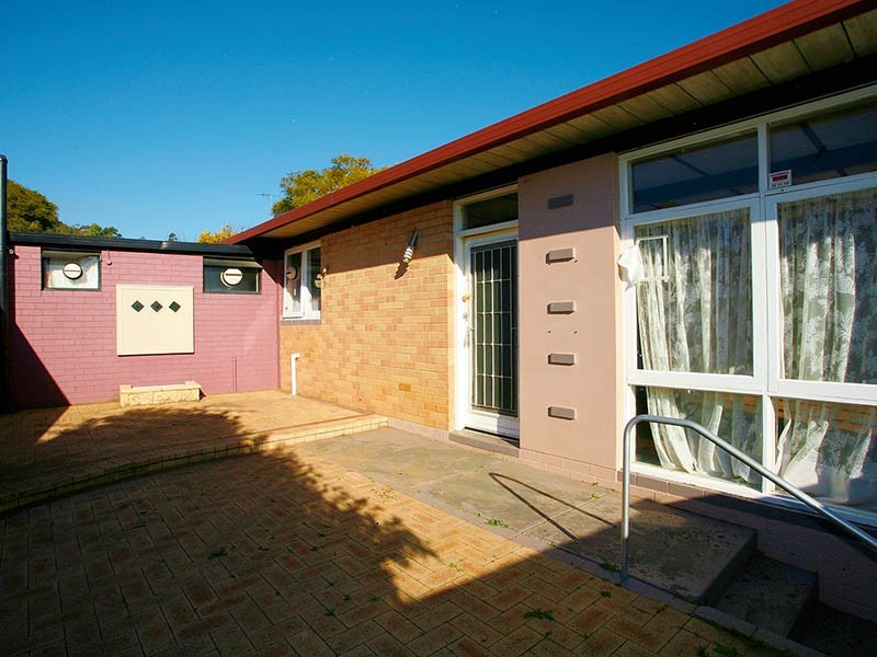 2/146 South Western Hwy, Mount Richon WA 6112