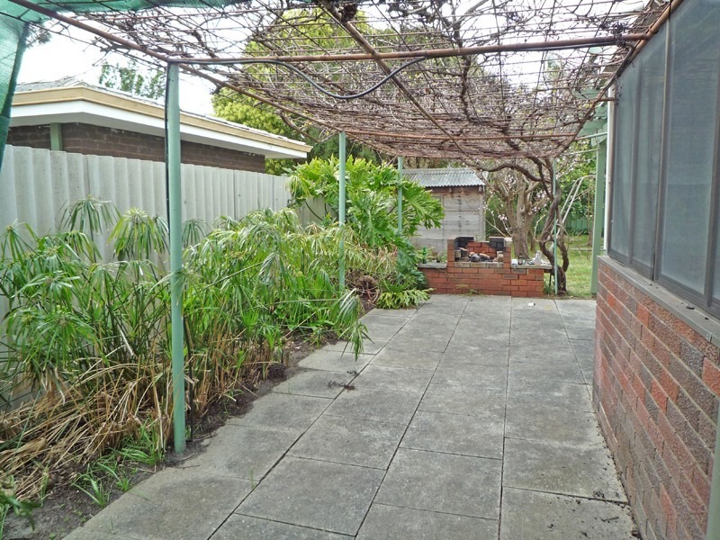 19 Tambulam Way, Armadale WA 6112