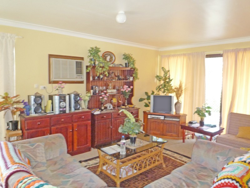 1/143 Railway Avenue, Kelmscott WA 6111