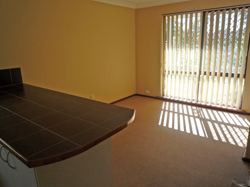 86B Westfield Road, Kelmscott WA 6111