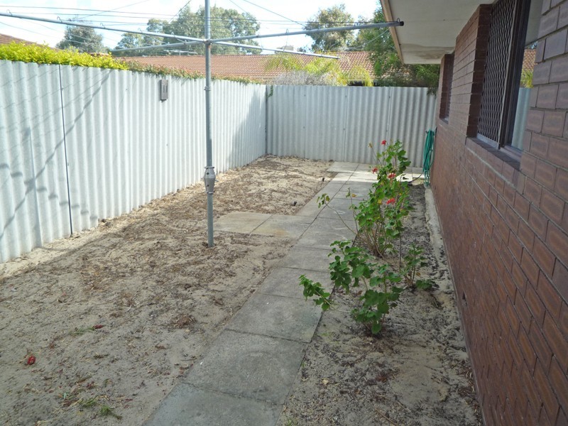 86B Westfield Road, Kelmscott WA 6111