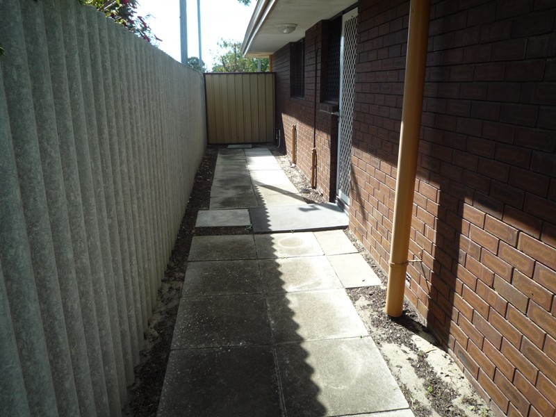 86B Westfield Road, Kelmscott WA 6111