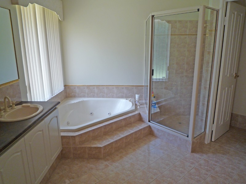 5 Levity Cove, Hilbert WA 6112