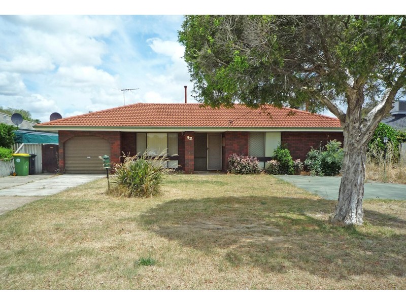 32 Tollington Park Road, Kelmscott WA 6111