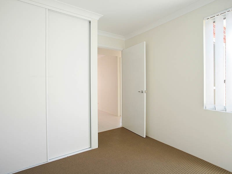 17/54 Sixth Road, Armadale WA 6112