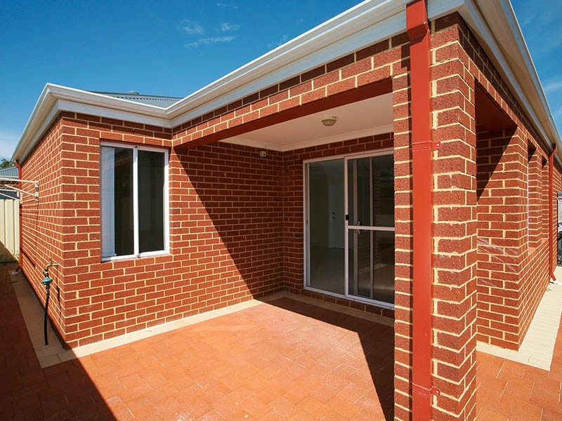 17/54 Sixth Road, Armadale WA 6112