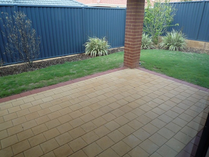 30 Larsen, Byford WA 6122