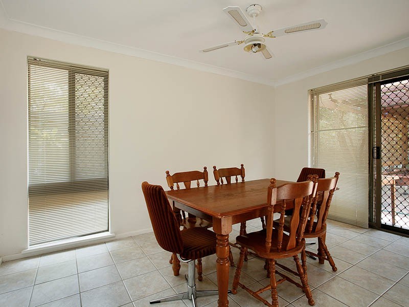 5 Bundalla Ct, Kelmscott WA 6111