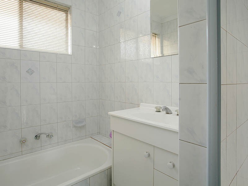 5 Bundalla Ct, Kelmscott WA 6111