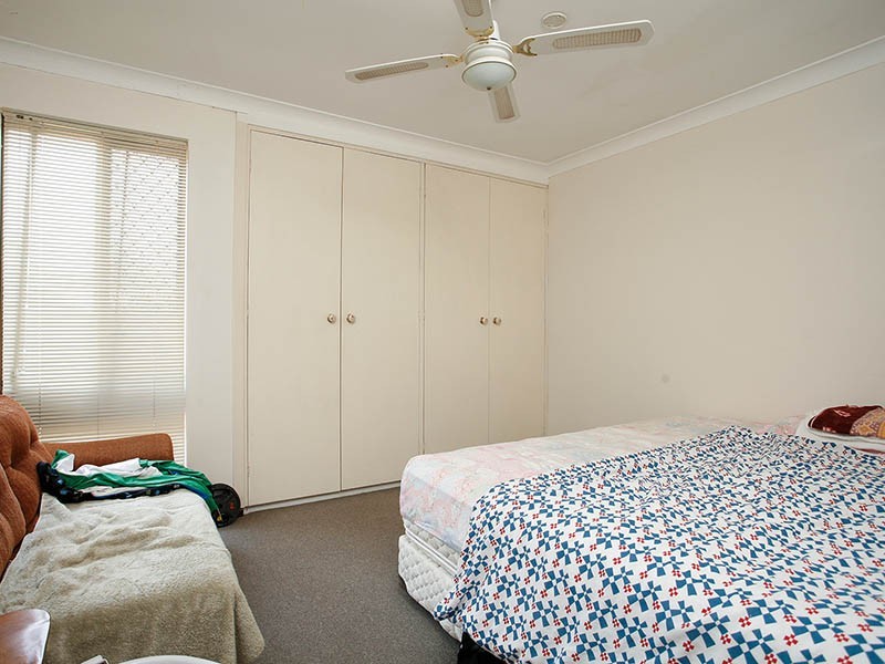 5 Bundalla Ct, Kelmscott WA 6111