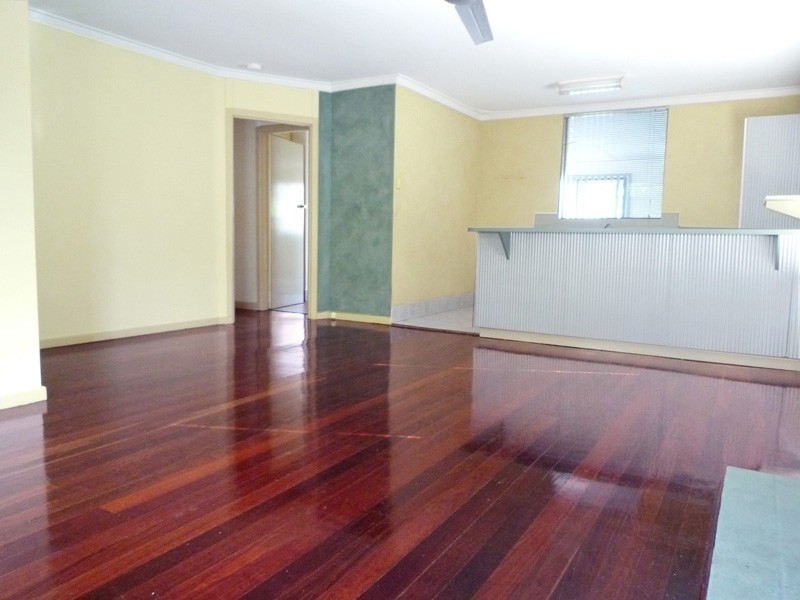 58 Vistula Tce, Kelmscott WA 6111