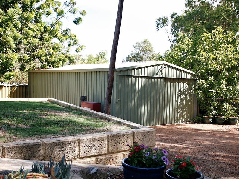 9 Greendale Pl, Kelmscott WA 6111