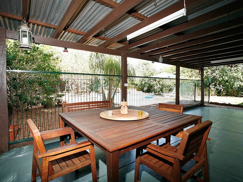 9 Greendale Pl, Kelmscott WA 6111