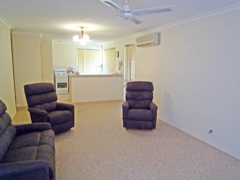 4/93 Seventh Road, Armadale WA 6112