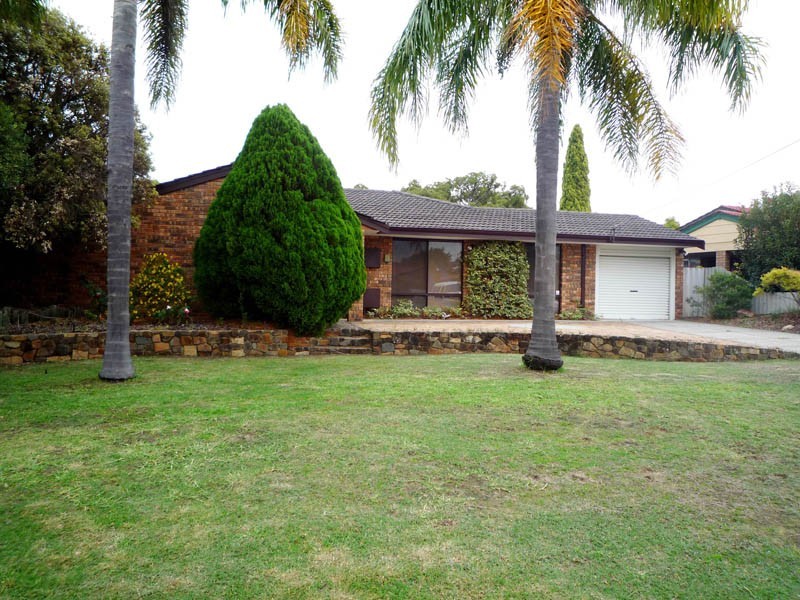 20 Wakehurst Place, Kelmscott WA 6111