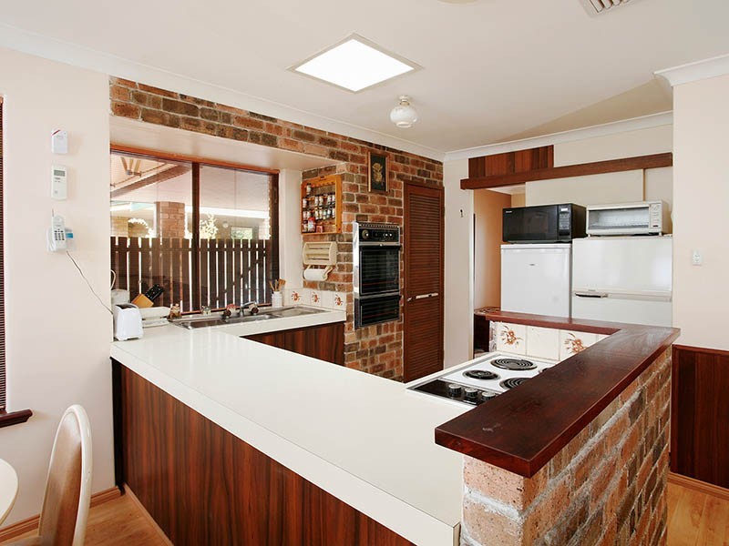 20 Wakehurst Place, Kelmscott WA 6111