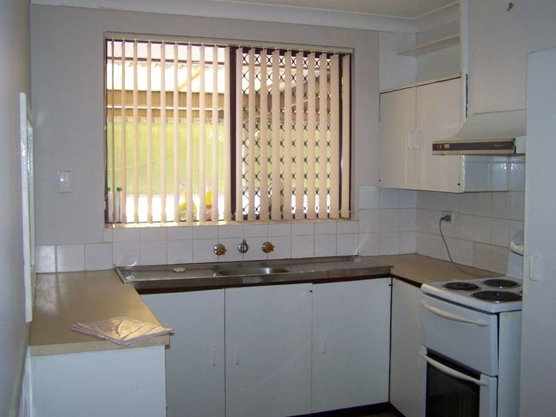 12 Regina Way, Kelmscott WA 6111