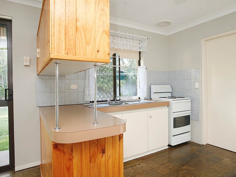 1 Hillman Court, Kelmscott WA 6111