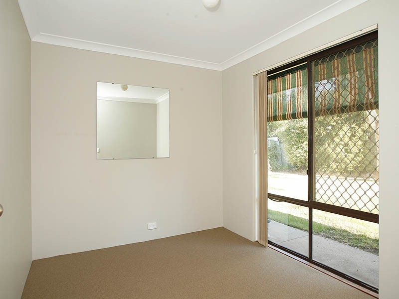 1 Hillman Court, Kelmscott WA 6111