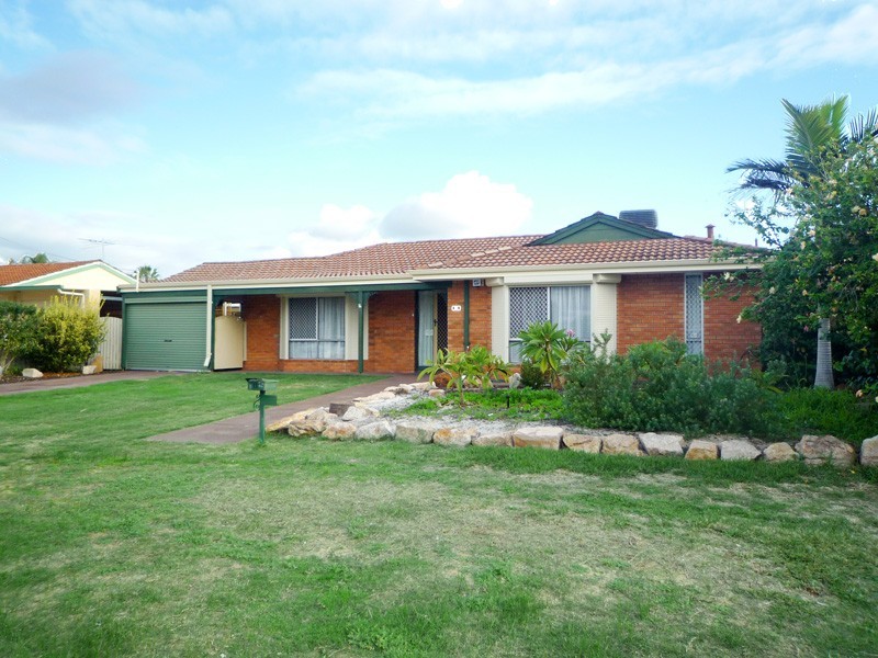 11 Ashburton Drive, Gosnells WA 6110