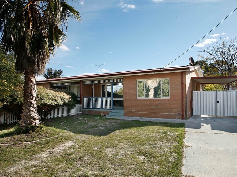17 Blantyre Way, Kelmscott WA 6111