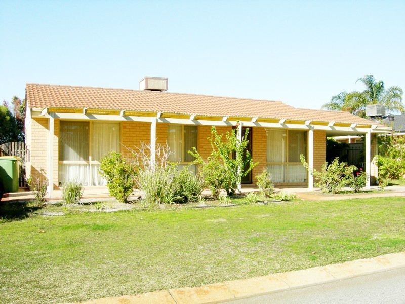 17 Baxter Court, Huntingdale WA 6110