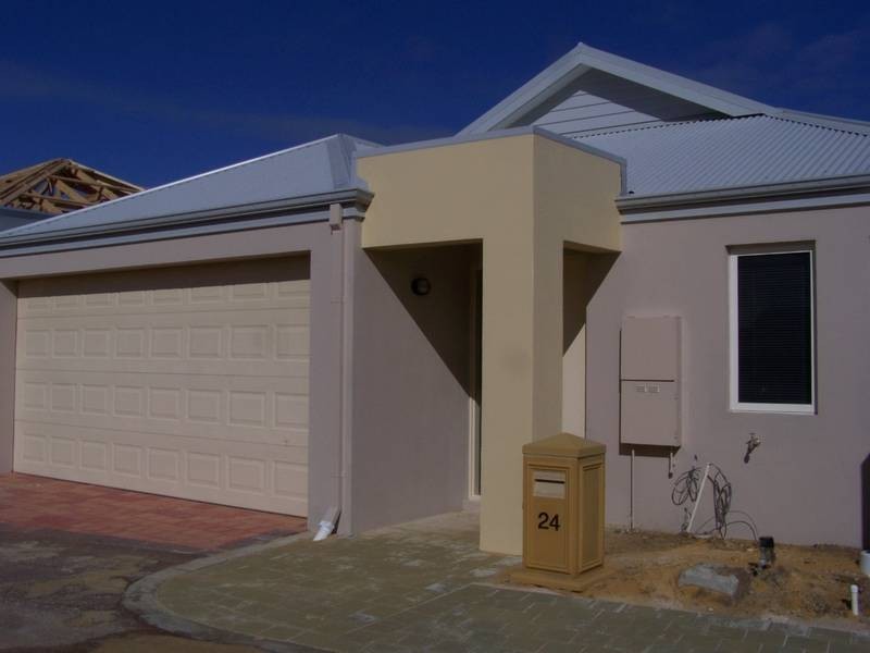 24/191 Railway Ave, Kelmscott WA 6111