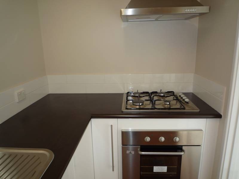 2/18 Friar Road, Armadale WA 6112