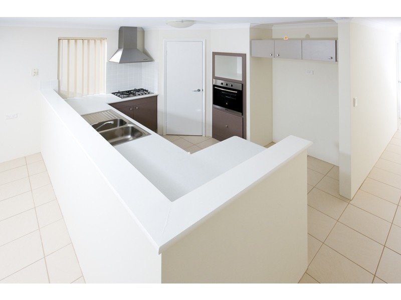 22/17 Third Ave, Kelmscott WA 6111