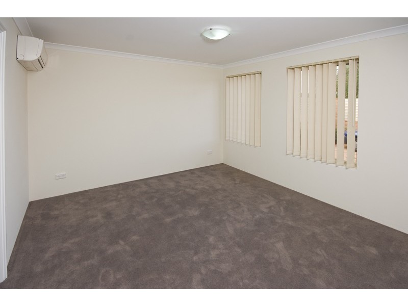 22/17 Third Ave, Kelmscott WA 6111