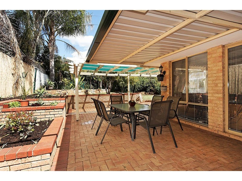 4 Anembo Pl, Kelmscott WA 6111