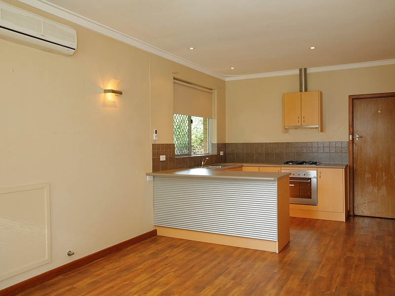 13 James Street, Armadale WA 6112