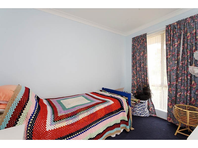 29 Hansen Road, Seville Grove WA 6112