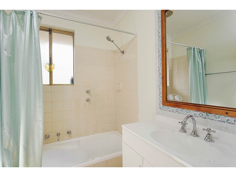 29 Hansen Road, Seville Grove WA 6112