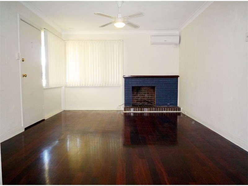 1/17 Arnott Court, Kelmscott WA 6111