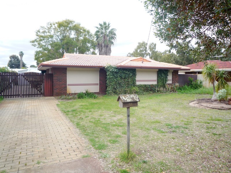 18 Blanche Street, Gosnells WA 6110