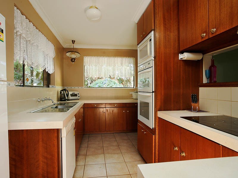 11 Greendale Place, Kelmscott WA 6111