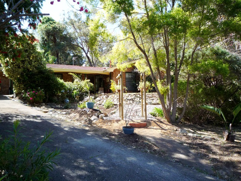 11 Greendale Place, Kelmscott WA 6111