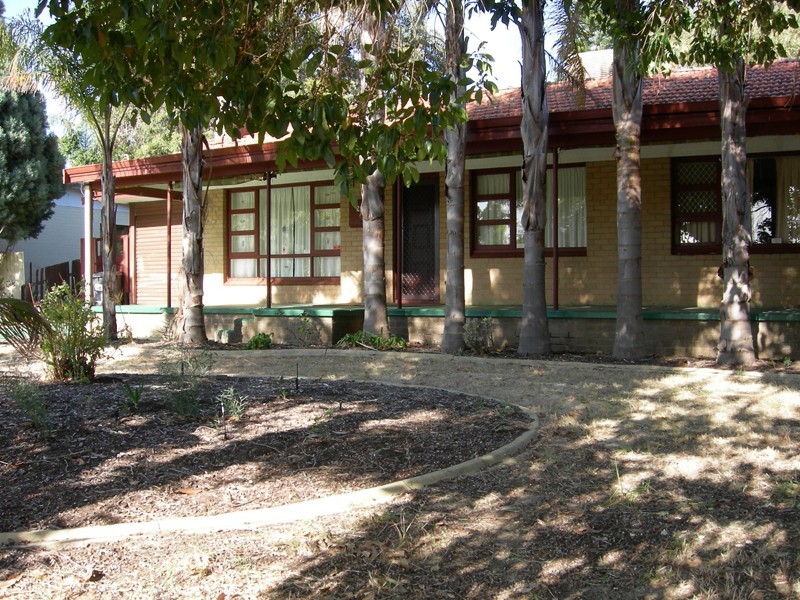 20 Brackley Road, Armadale WA 6112