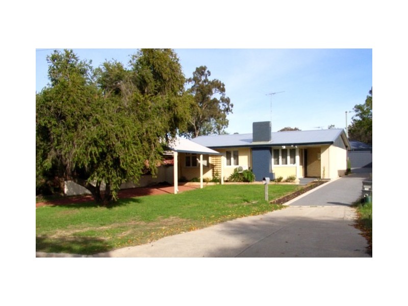 1/17 Arnott Court, Kelmscott WA 6111