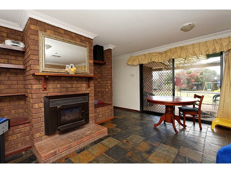 45 Blackwood Drive, Mount Nasura WA 6112