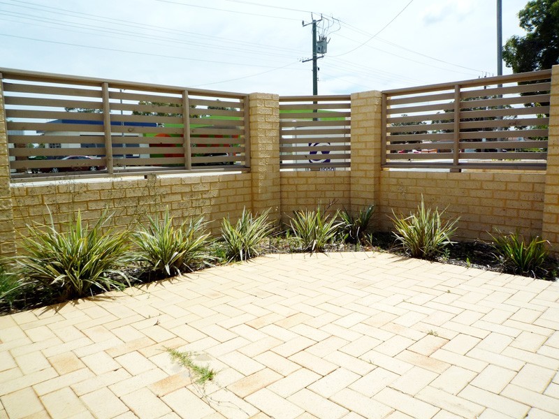 1/128 Westfield Road, Kelmscott WA 6111