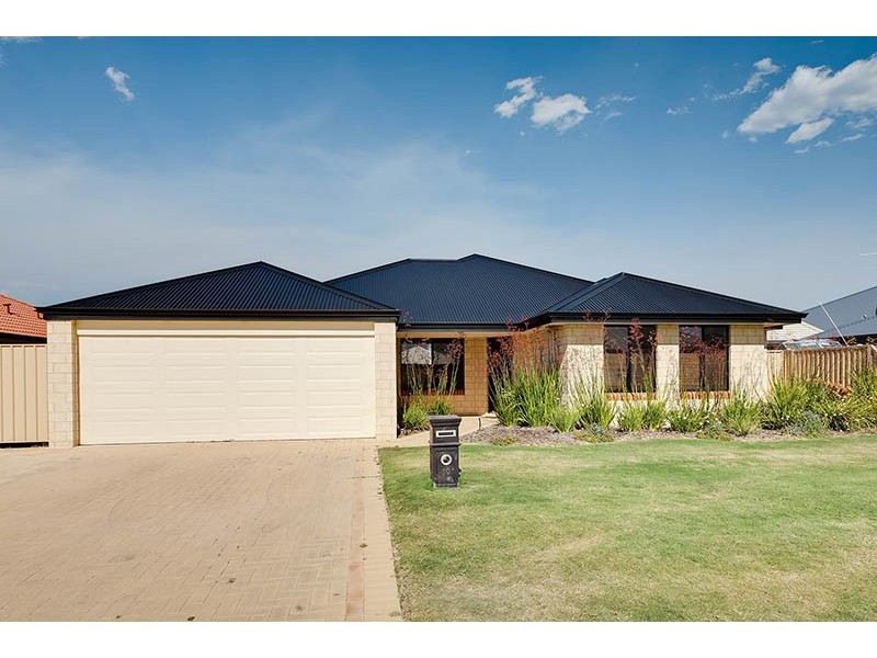 10 Batty Road, Byford WA 6122