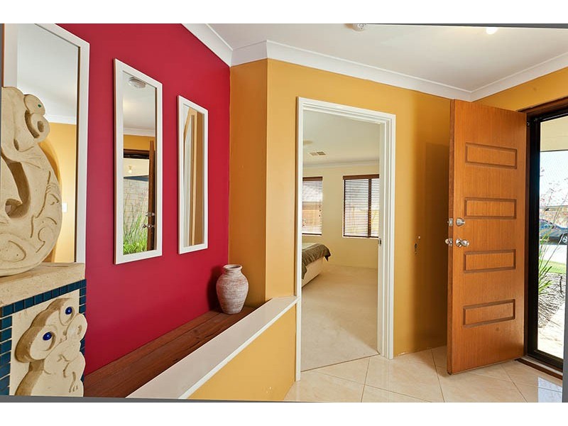 10 Batty Road, Byford WA 6122