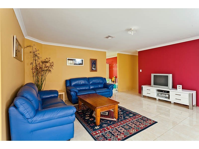 10 Batty Road, Byford WA 6122