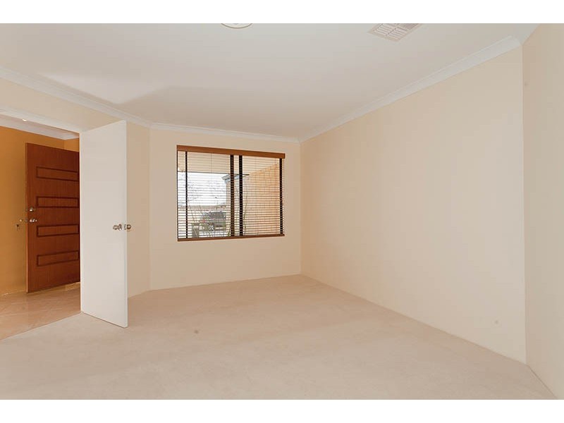 10 Batty Road, Byford WA 6122